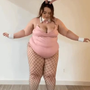 Video by chubbychiquita published on May 31,2023 20:17:00 - BestThots