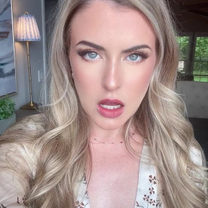 Video by emmalux published on July 28,2023 23:14:00 - BestThots