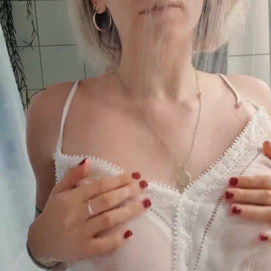 Video by adorable_alice published on November 20,2023 15:58:40 - BestThots