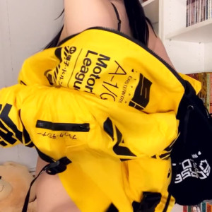 Video by littlespoonz_ published on March 6,2023 21:40:00 - BestThots