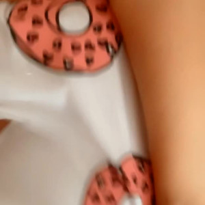 Video by goddesslola published on April 10,2023 11:04:00 - BestThots