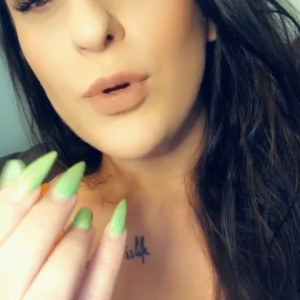 Video by goddesslola published on May 25,2023 09:50:00 - BestThots