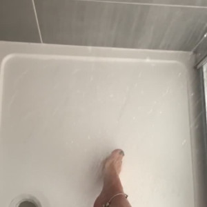 Video by goddesslola published on April 8,2023 00:10:00 - BestThots