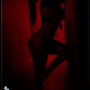 Video by goddesslola published on April 3,2023 14:53:00 - BestThots