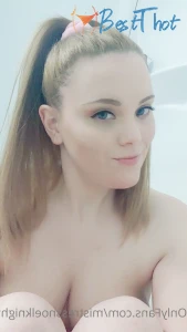 mistressnoelknight #9735704