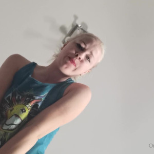 Video by ukcutegirl published on August 19,2023 16:12:19 - BestThots