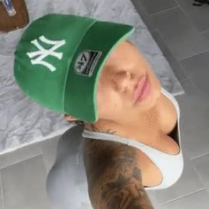 Video by gvalentinaxxx published on April 16,2023 09:48:00 - BestThots