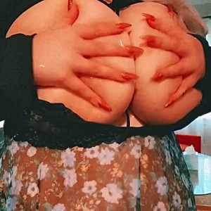Video by spicygf published on July 19,2023 21:59:00 - BestThots