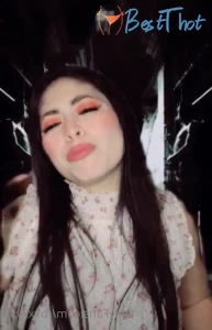Video by roxxxy39 published on January 17,2025 16:00:57 - BestThots