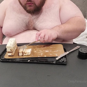 Video by femalefeederheaven published on August 19,2023 18:04:00 - BestThots
