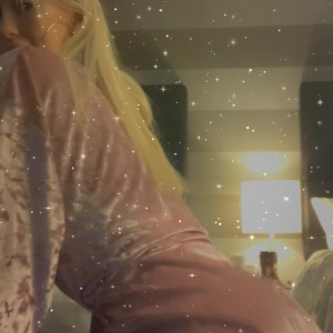 blondeebarbiee #3772323