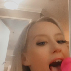 blondeebarbiee #4240857