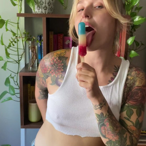 Video by sbdolphin published on May 17,2023 16:25:00 - BestThots