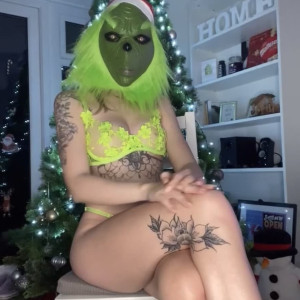 Video by shyphoebe published on April 25,2023 04:11:00 - BestThots