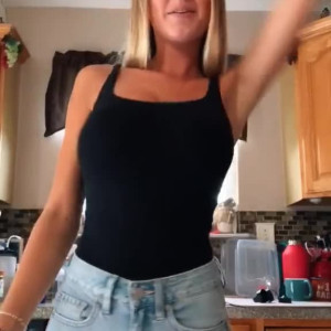Video by aubreyjane.fitness published on July 23,2023 07:41:00 - BestThots