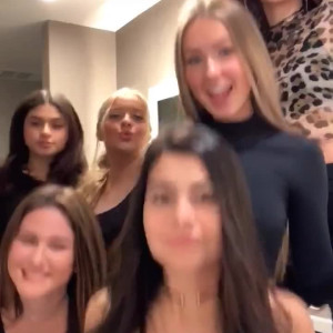 Video by aubreyjane.fitness published on May 8,2023 09:09:00 - BestThots