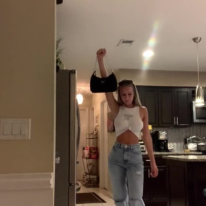 Video by aubreyjane.fitness published on April 25,2023 00:18:00 - BestThots