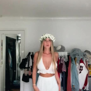 Video by aubreyjane.fitness published on August 4,2023 02:08:00 - BestThots