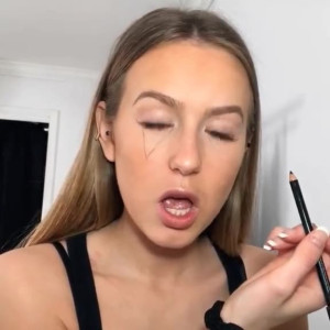 Video by aubreyjane.fitness published on March 7,2023 13:16:00 - BestThots