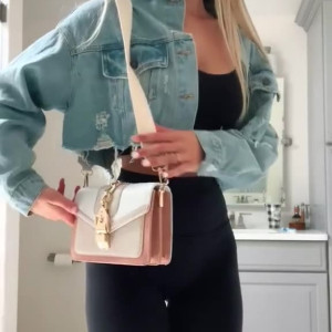 Video by aubreyjane.fitness published on March 17,2023 12:45:00 - BestThots