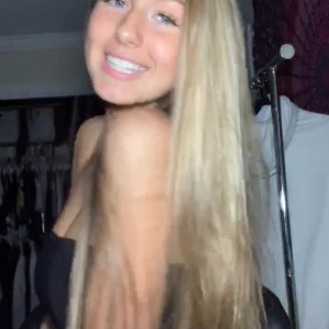 Video by aubreyjane.fitness published on April 1,2023 02:55:00 - BestThots