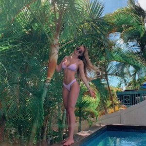Video by aubreyjane.fitness published on April 19,2023 10:31:00 - BestThots