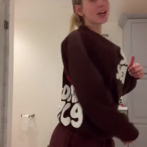 Video by aubreyjane.fitness published on June 27,2023 15:39:00 - BestThots