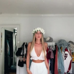 Video by aubreyjane.fitness published on June 3,2023 04:15:00 - BestThots
