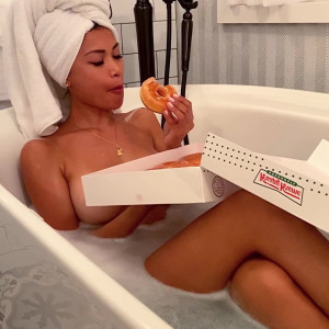 Video by chaneluzi published on March 22,2023 22:20:00 - BestThots