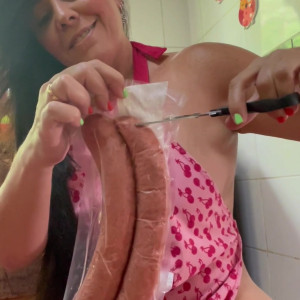 Video by vanessafreitas published on August 4,2023 16:19:00 - BestThots