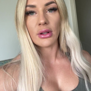 Video by musclebarbie001 published on June 21,2023 07:53:00 - BestThots