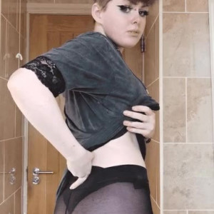 Video by toothfairyxox published on July 13,2023 01:03:00 - BestThots