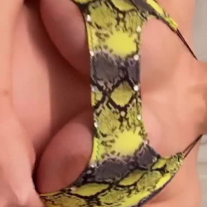 Video by daniinsfw published on January 11,2024 03:36:44 - BestThots