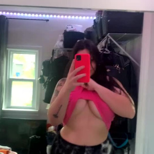 Video by violetbaby9876 published on May 6,2023 14:31:00 - BestThots