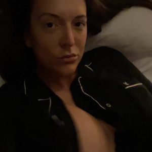 Video by xelizabethskylarx published on August 19,2023 21:42:36 - BestThots