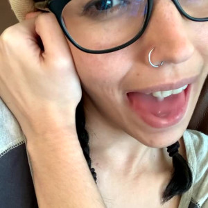 Video by realgarnetrose published on April 10,2023 20:40:00 - BestThots