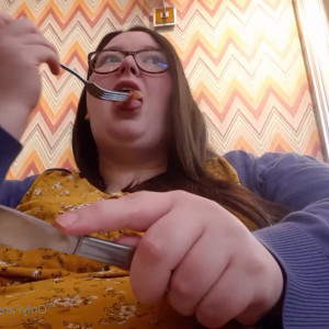 Video by ssbbwladybrads published on May 9,2023 09:23:00 - BestThots