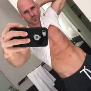 Video by johnnysins published on June 12,2023 09:06:00 - BestThots