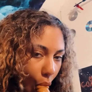 Video by vipvictorialovexoxo published on August 7,2023 05:39:00 - BestThots