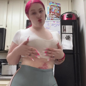 Video by thickbunnylexi published on August 20,2023 03:07:45 - BestThots