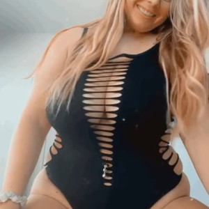 Video by seemandydaily published on March 4,2023 00:50:00 - BestThots