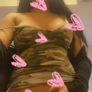 alexa_castano #4072335