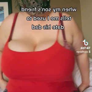 Video by bustybigbootyjudy published on June 3,2023 10:35:00 - BestThots