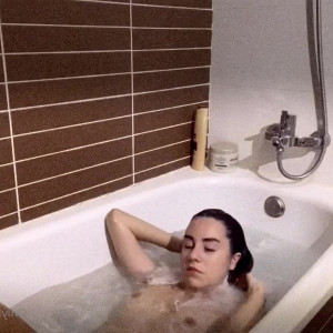 Video by nataliaquimera published on June 24,2023 01:48:00 - BestThots