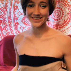 Video by aliceoncam published on March 24,2023 11:21:00 - BestThots