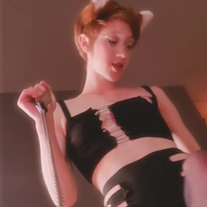 Video by aliceoncam published on March 17,2023 04:04:00 - BestThots