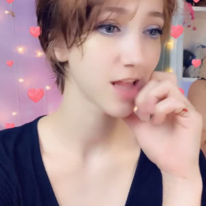 Video by aliceoncam published on April 3,2023 11:52:00 - BestThots