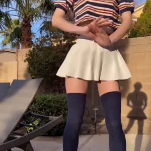 Video by aliceoncam published on March 10,2023 08:09:00 - BestThots