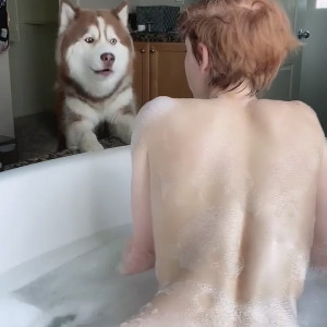 Video by aliceoncam published on March 20,2023 22:14:00 - BestThots