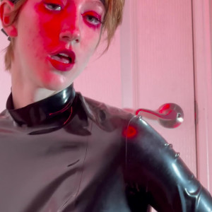 Video by aliceoncam published on March 23,2023 08:03:00 - BestThots